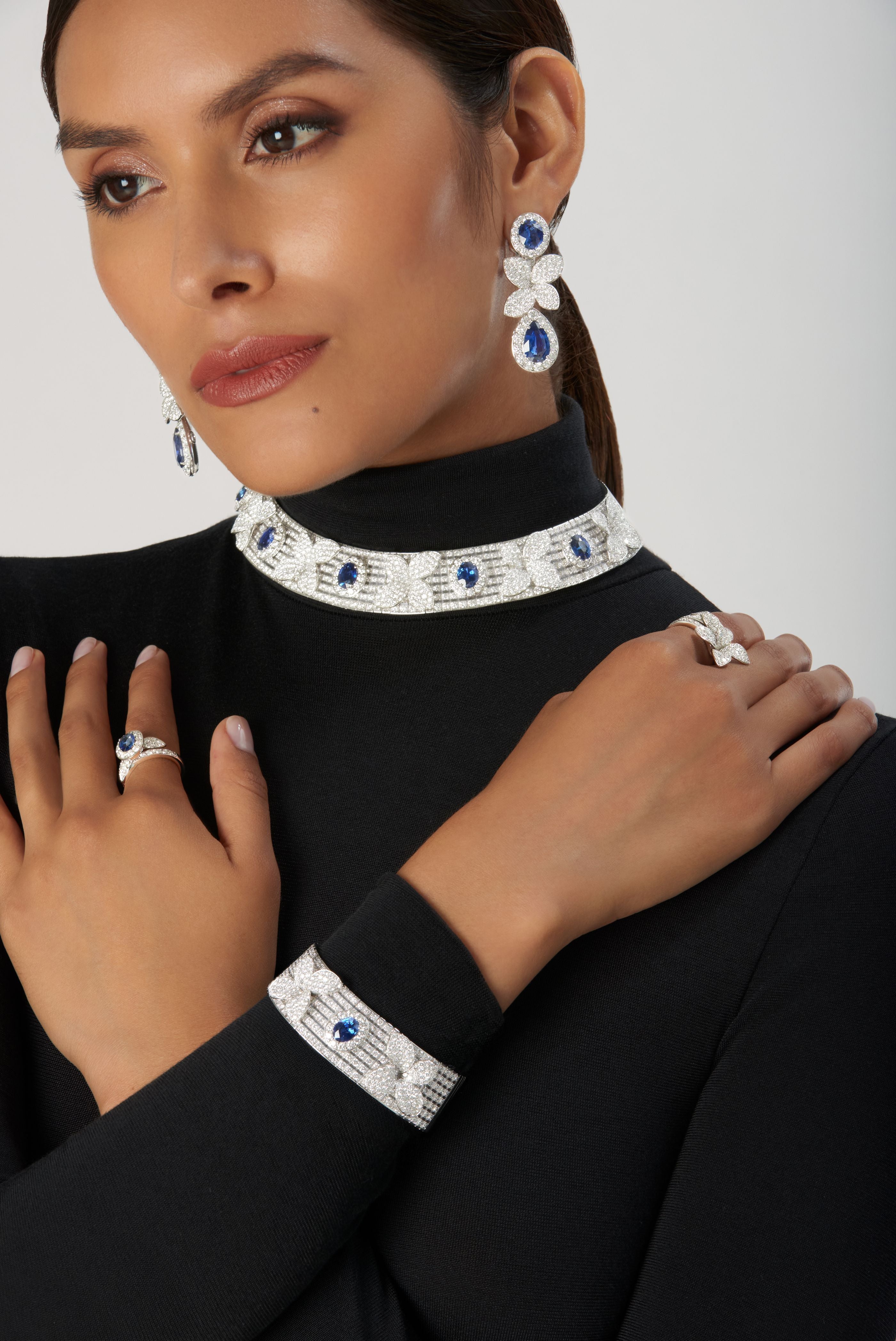 HEART TO EARTH EARRINGS