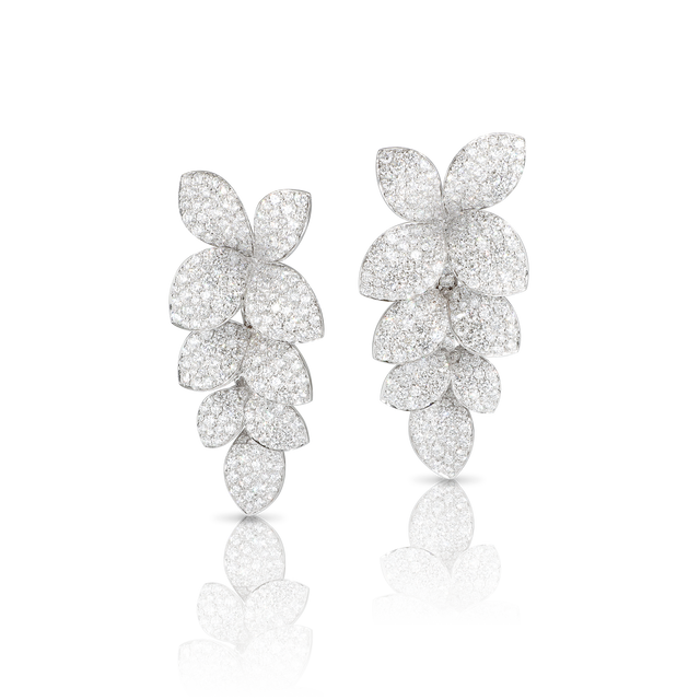 Earrings in 18k White Gold with Diamonds.