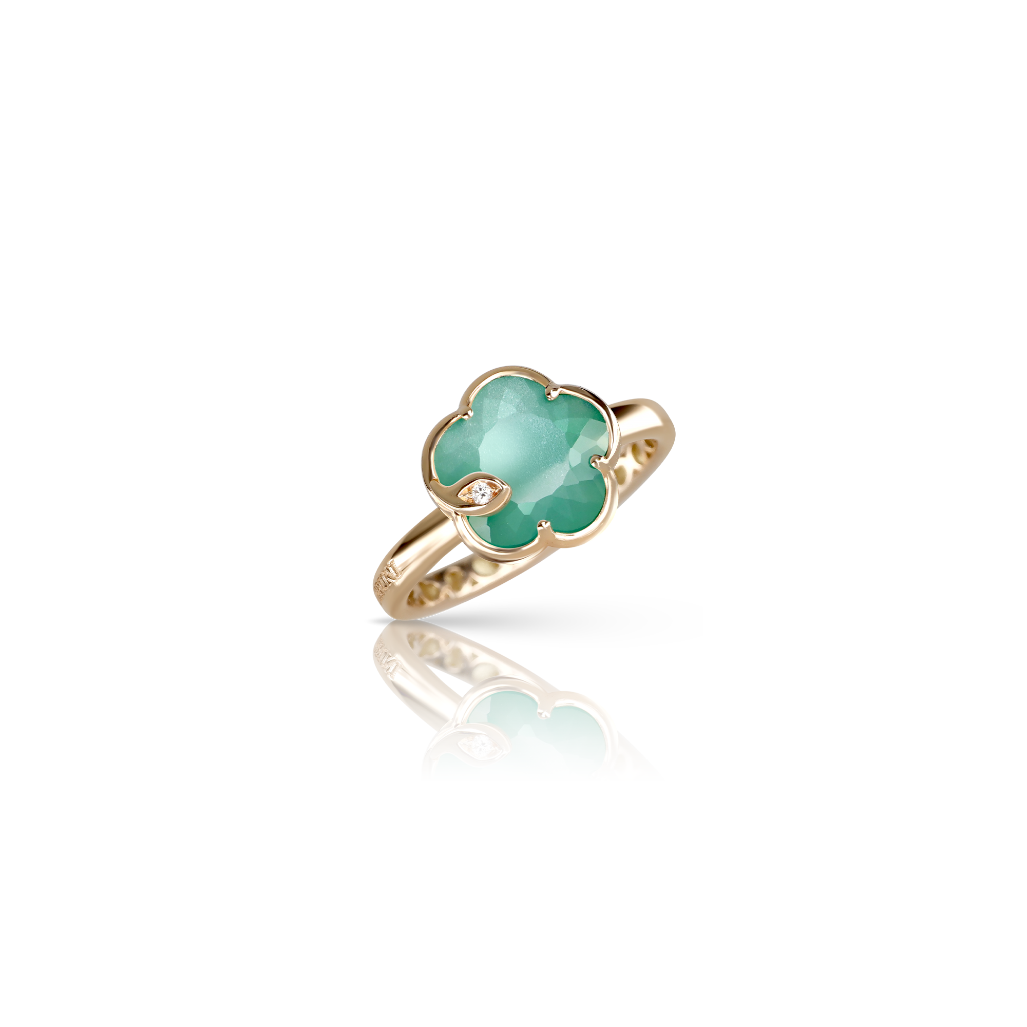 Ring in 18k Rose Gold with Lunar
Garden Gem made of
Green Agate and White
Moonstone with Diamond.
