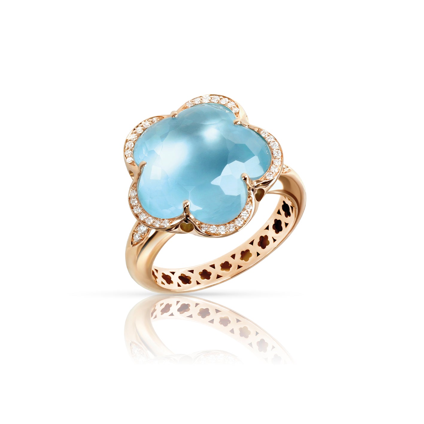 Ring in 18k Rose Gold with Blue Topaz and diamond.