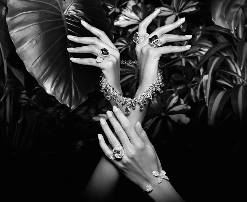Jewels from the Pasquale Bruni collections on hands.