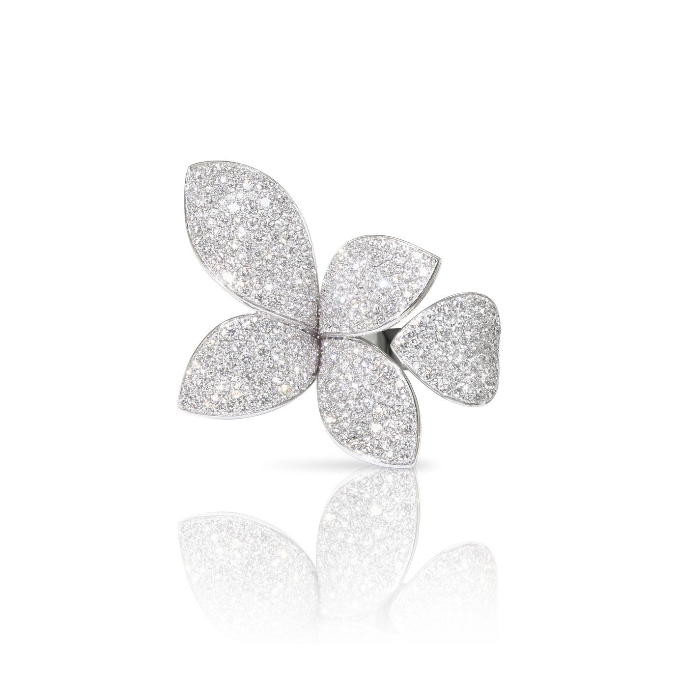 Giardini Segreti Five Leaves Small Flower Ring in 18k White Gold with Diamonds.